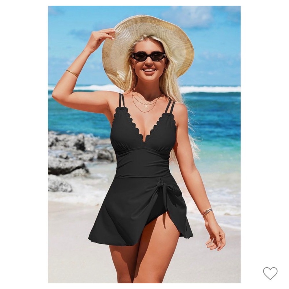 Charmo Women's Scalloped Wrap-Front One Piece Swim Dress – Black – Size 1X NWT